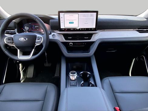 New 2026 Ford Explorer Active w/ Active Comfort Package RWD image 5