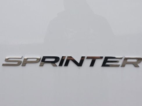 Used 2025 Mercedes-Benz Sprinter 2500 image 20