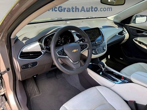 Used 2024 Chevrolet Malibu LT FWD image 20