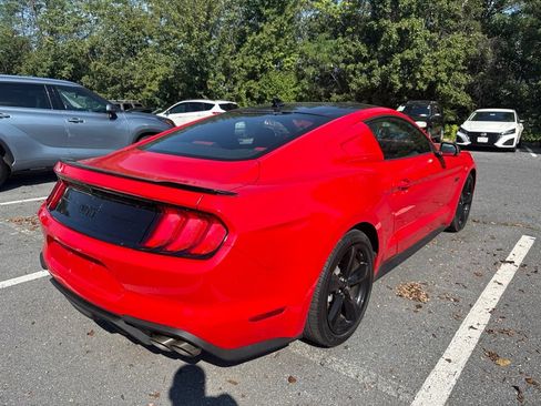 Used 2021 Ford Mustang GT Premium w/ Equipment Group 401A RWD image 4