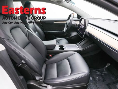 Used 2023 Tesla Model 3 Standard Range image 21