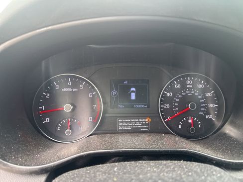 Used 2019 Kia Sportage LX image 7