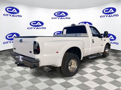 Used 2007 Ford F350 XL image 3