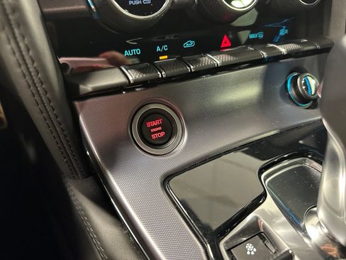 Used 2022 Jaguar F-TYPE Convertible RWD image 31