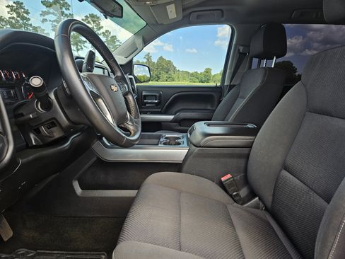 Used 2018 Chevrolet Silverado 1500 LT w/ Texas Edition RWD image 11