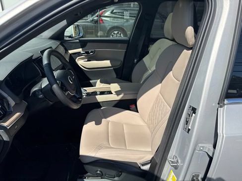 Used 2025 Volvo XC90 B6 Plus AWD/4WD image 20