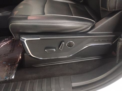 Certified 2023 Ford F150 Lariat w/ Equipment Group 502A High image 21