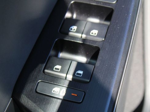 New 2025 Kia EV6 Wind image 20