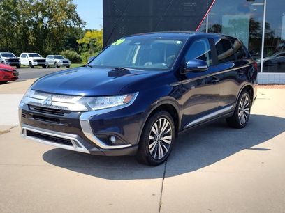 Used 2020 Mitsubishi Outlander SE