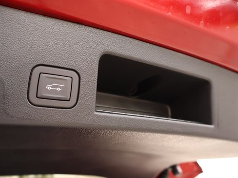 New 2026 Chevrolet Equinox RS w/ Convenience Package III FWD image 26