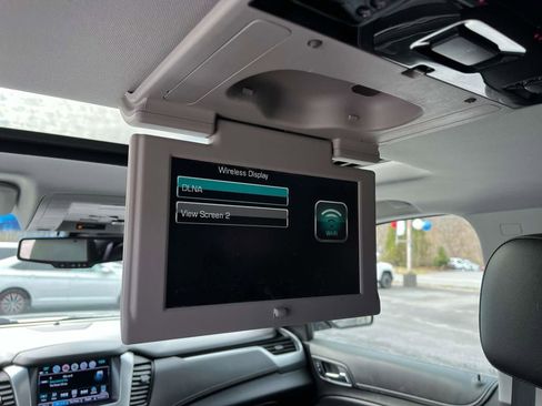 Used 2018 Chevrolet Tahoe Premier image 16