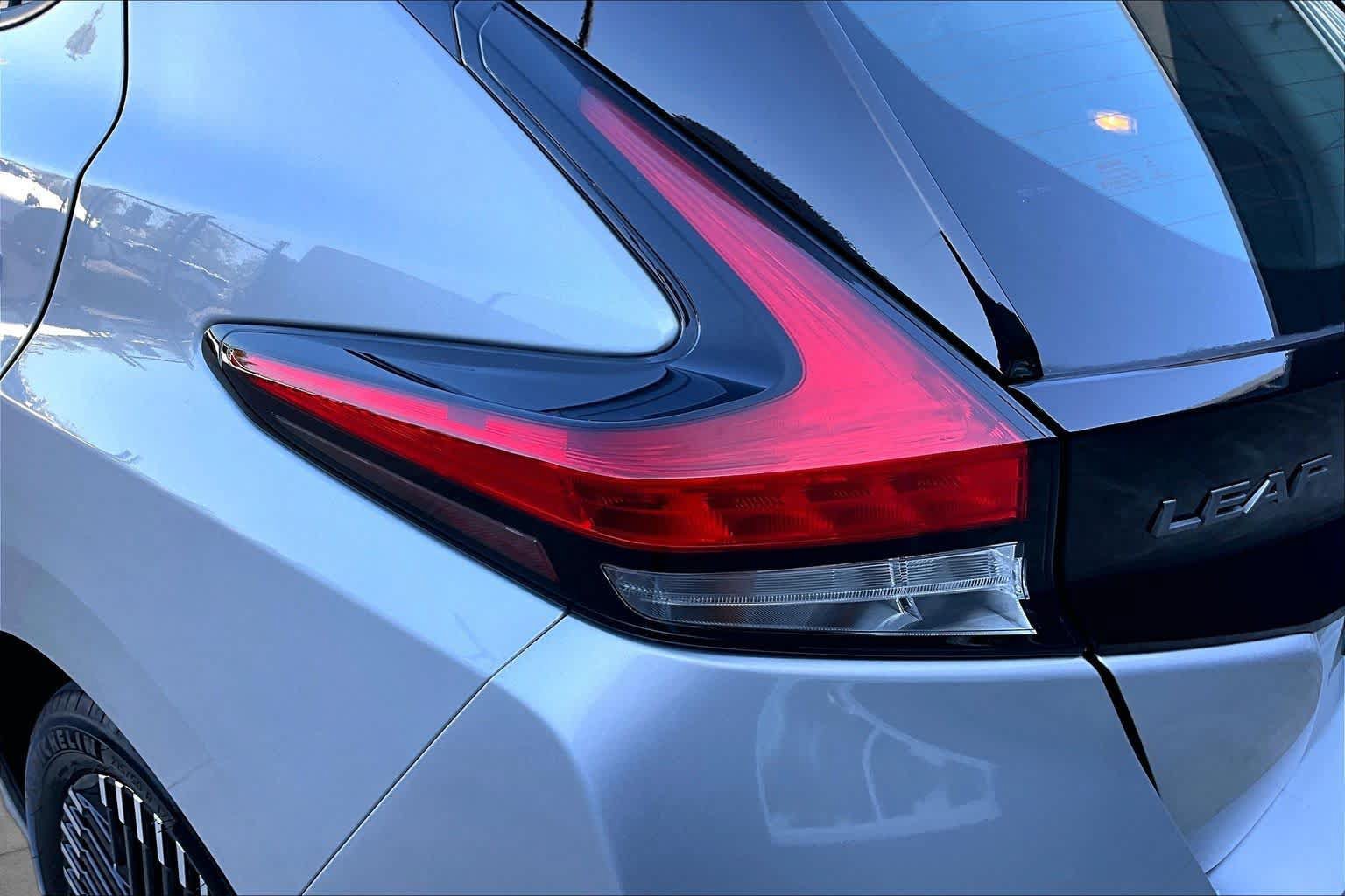 Certified 2024 Nissan Leaf SV Plus FWD image 28