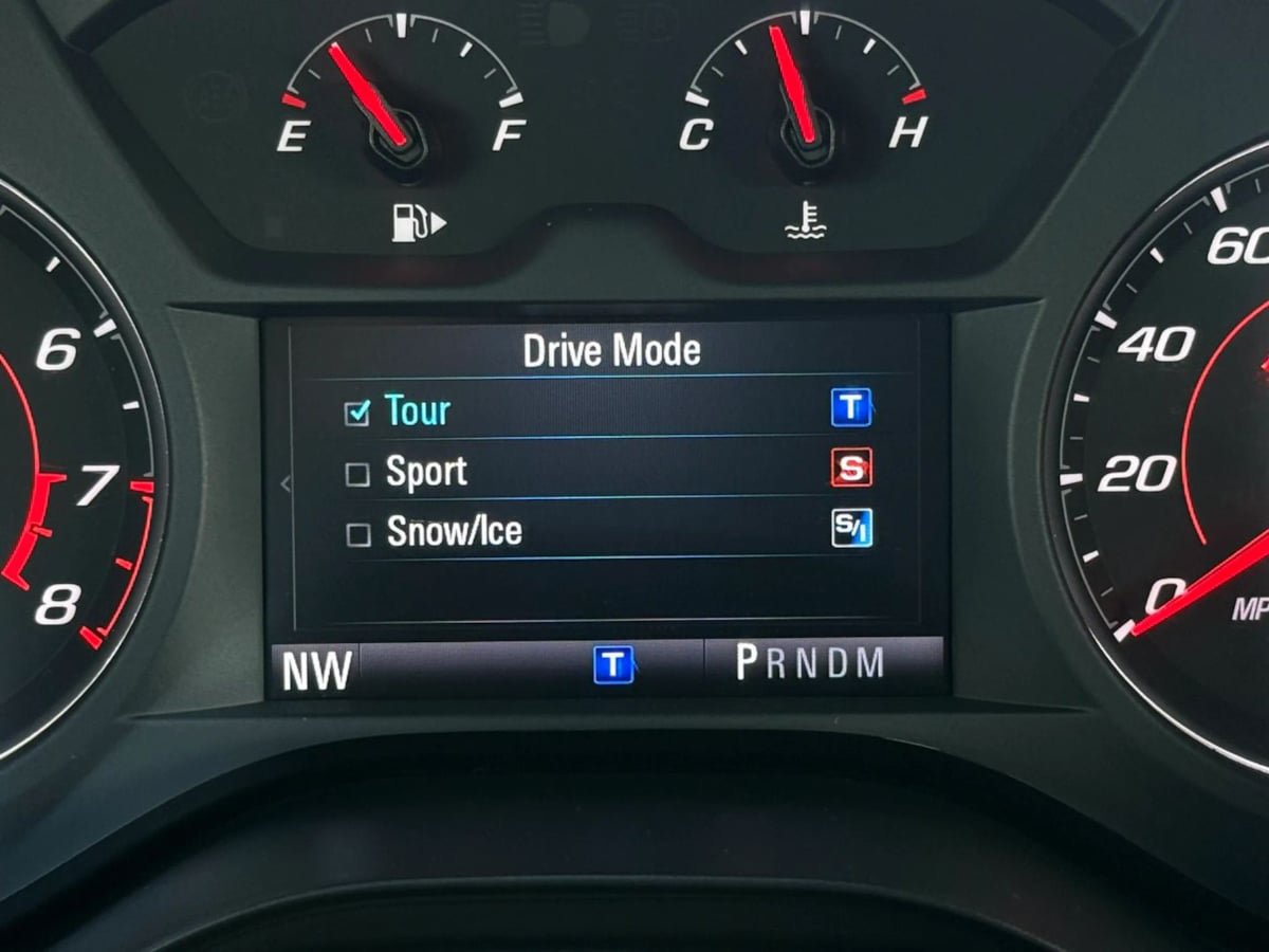 Used 2017 Chevrolet Camaro LT w/ RS Package RWD image 59