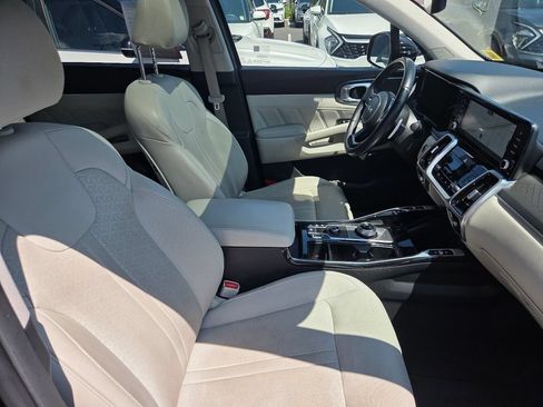 Used 2023 Kia Sorento SX Prestige w/ Panoramic Sunroof Package AWD/4WD image 28