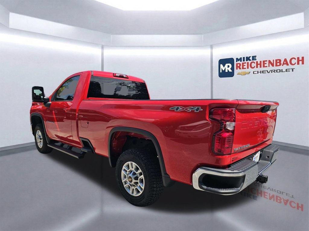 Used 2025 Chevrolet Silverado 2500 LT w/ Convenience Package AWD/4WD image 6