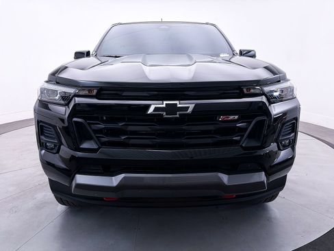 Used 2024 Chevrolet Colorado Z71 w/ Z71 Convenience Package 2 AWD/4WD image 10