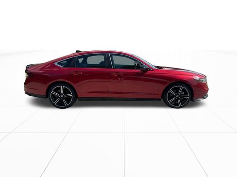 Used 2024 Honda Accord Sport image 10