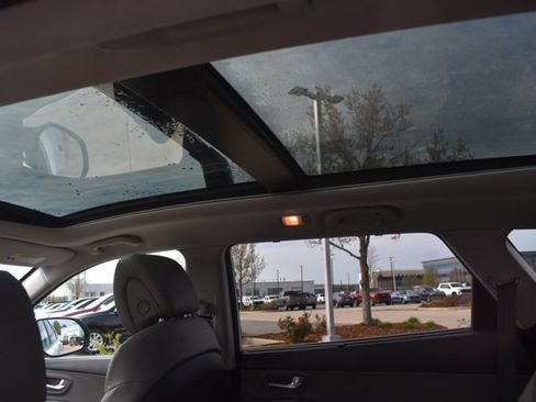 Used 2018 Hyundai Santa Fe Limited image 20