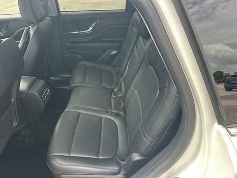 Certified 2022 Lincoln Corsair AWD w/ Premium Package image 14