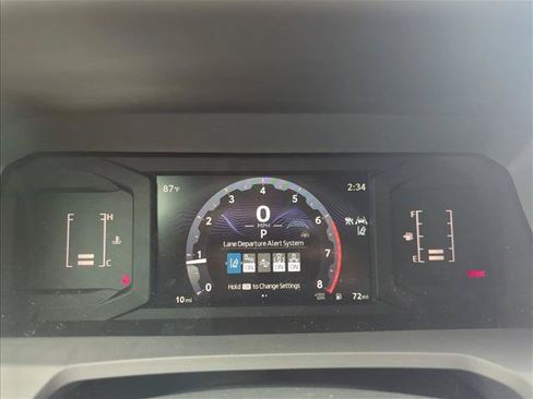Used 2026 Toyota Tacoma SR5 AWD/4WD image 15