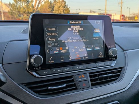 New 2025 Nissan Altima 2.5 SR image 13