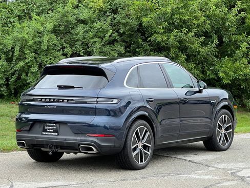 Certified 2026 Porsche Cayenne E-Hybrid AWD/4WD image 6