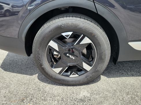 Used 2026 Kia Sportage LX FWD image 7