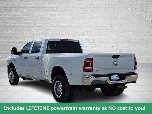 Used 2024 RAM 3500 Tradesman w/ Chrome Appearance Group image 3