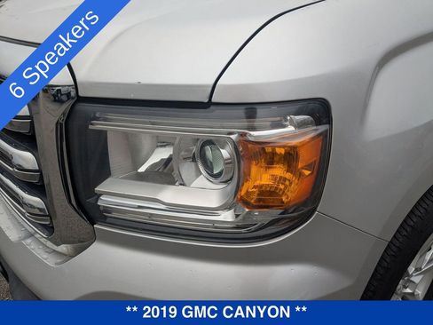 Used 2019 GMC Canyon SLE w/ SLE Convenience Package image 11
