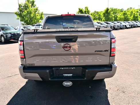 Certified 2024 Nissan Frontier PRO-4X w/ Technology Package AWD/4WD image 7