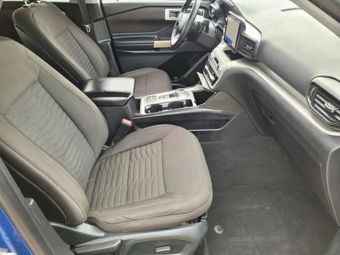Used 2020 Ford Explorer XLT RWD image 10