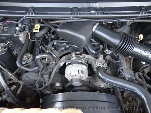 Used 2004 Ford F350 2WD Regular Cab Super Duty image 8