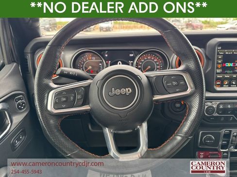 Used 2023 Jeep Gladiator Mojave w/ Cold Weather Group AWD/4WD image 6