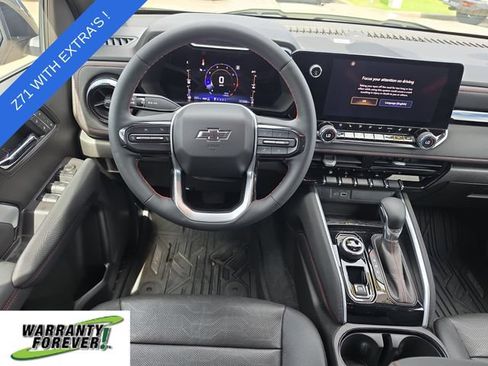 Used 2023 Chevrolet Colorado Z71 w/ Z71 Convenience Package 2 AWD/4WD image 8