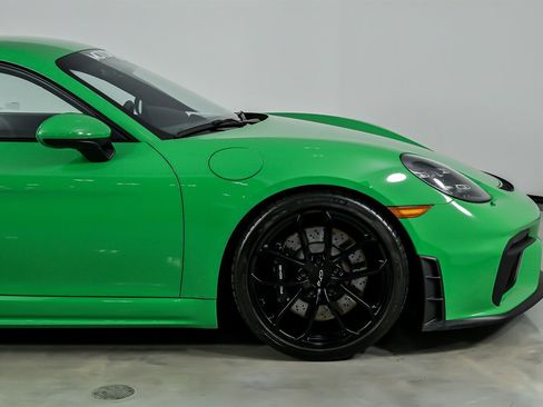 Used 2022 Porsche 718 Cayman GT4 image 15