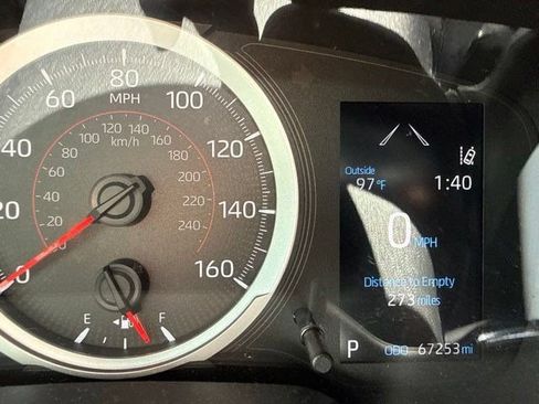 Used 2021 Toyota Corolla SE FWD image 10