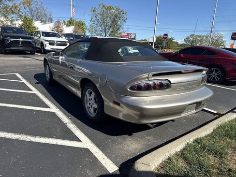Used 1998 Chevrolet Camaro Z28 image 6