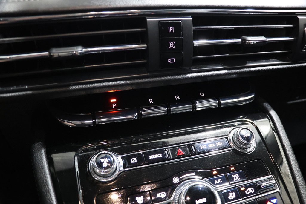 Used 2022 Lincoln Corsair Reserve AWD/4WD image 29