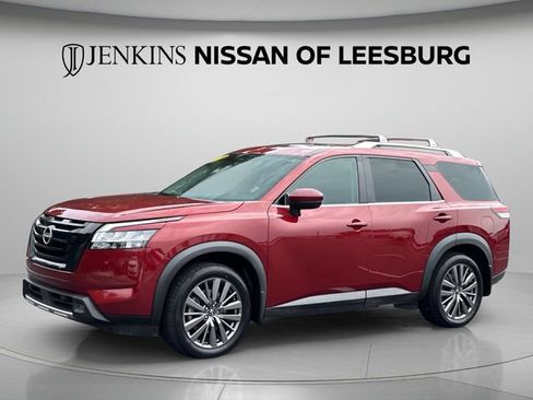 Certified 2023 Nissan Pathfinder SL w/ SL Premium Package FWD image 10