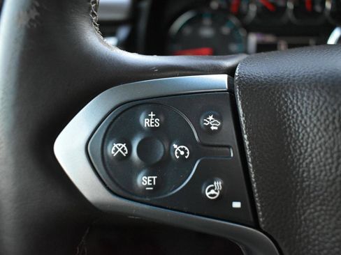 Used 2015 Chevrolet Suburban LTZ image 15