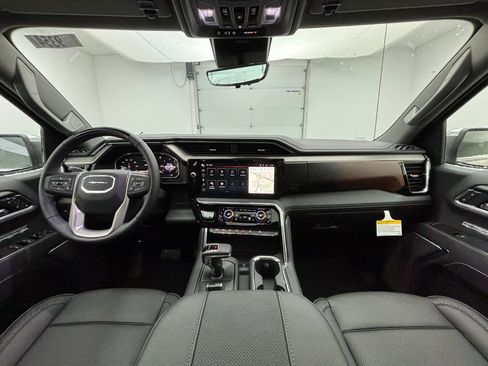 New 2026 GMC Sierra 1500 Denali image 2