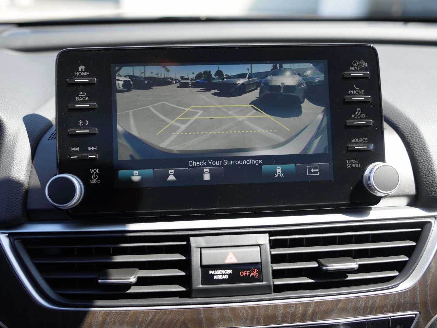Used 2019 Honda Accord Touring image 25