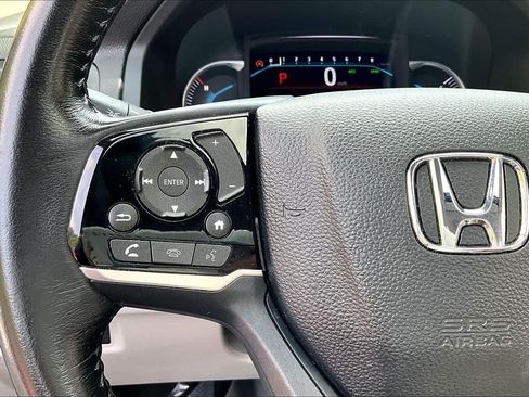 Used 2020 Honda Pilot Touring image 24