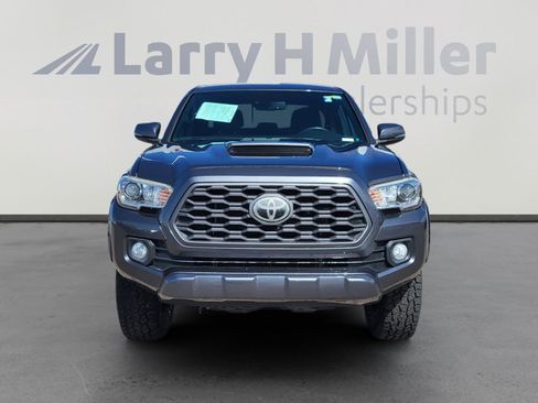 Certified 2020 Toyota Tacoma TRD Sport w/ Technology Package image 8