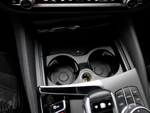 Used 2023 BMW M5 w/ Competition Package image 20