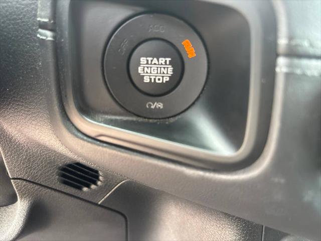 Certified 2025 Jeep Wrangler Unlimited Rubicon w/ Convenience Group AWD/4WD image 23