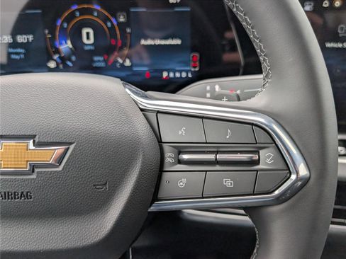 New 2026 Chevrolet Equinox LT w/ Safety and Technology Package AWD/4WD image 18