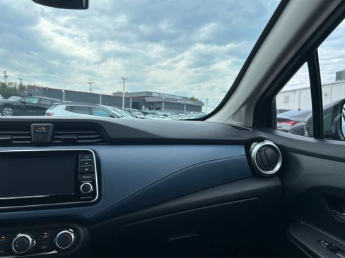 Used 2025 Nissan Versa SV FWD image 25