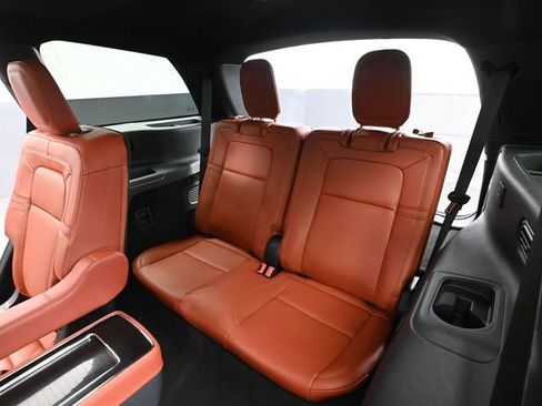 Used 2025 Lincoln Aviator Reserve w/ Equipment Group 201A AWD/4WD image 47