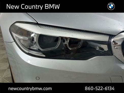 Used 2019 BMW 530i xDrive w/ Convenience Package AWD/4WD image 28